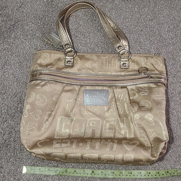 Bag - Picture 2 of 8